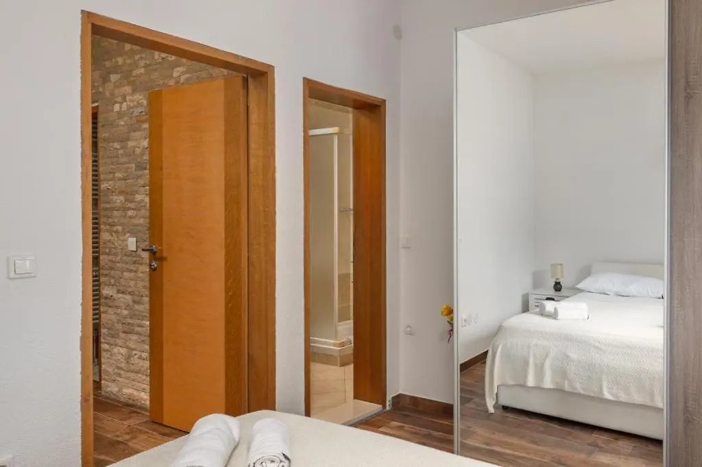 Hablando Apartments-70M From The Sea Pridraga